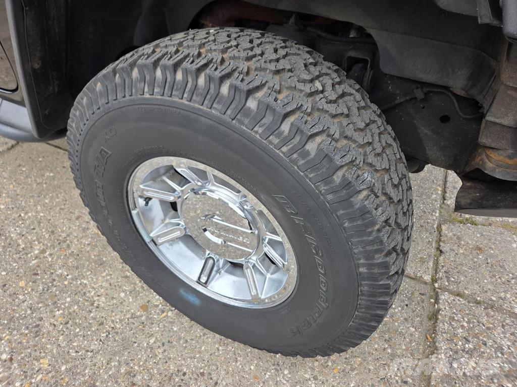 Hummer H2 6.0 V8 benzine PKWs