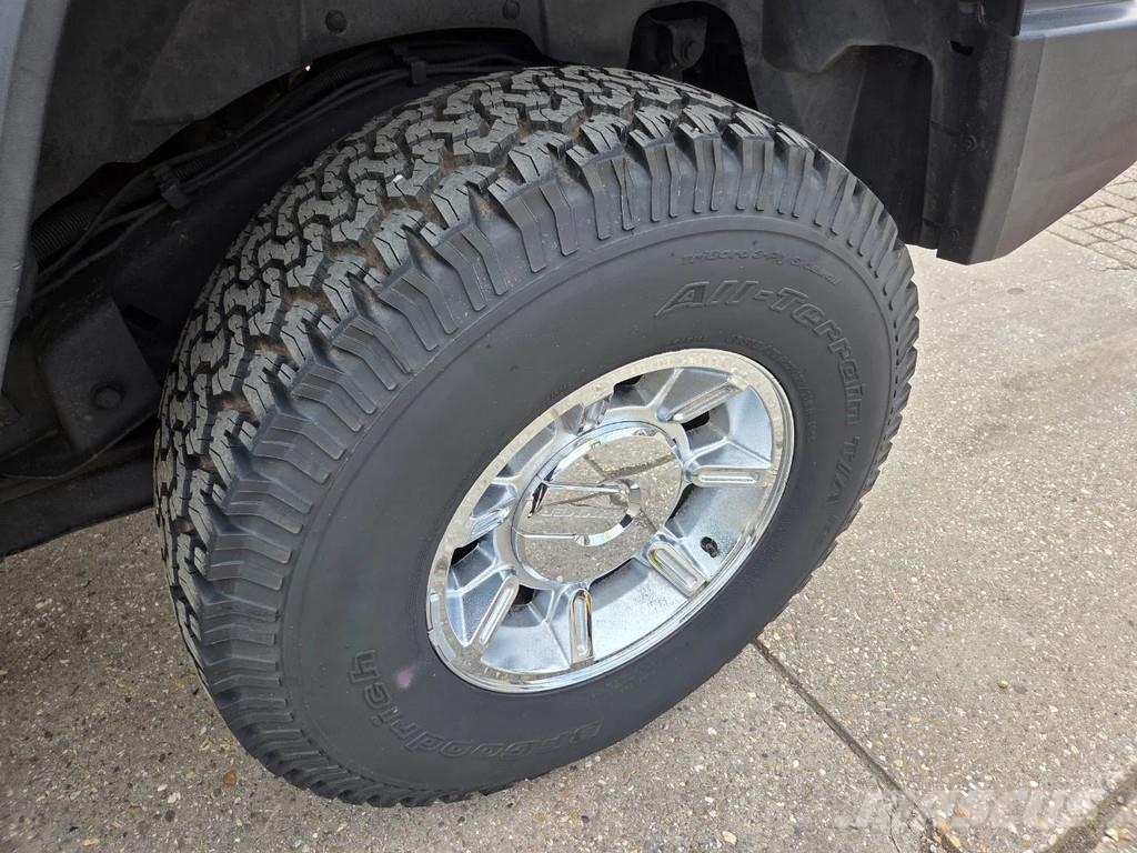 Hummer H2 6.0 V8 benzine PKWs