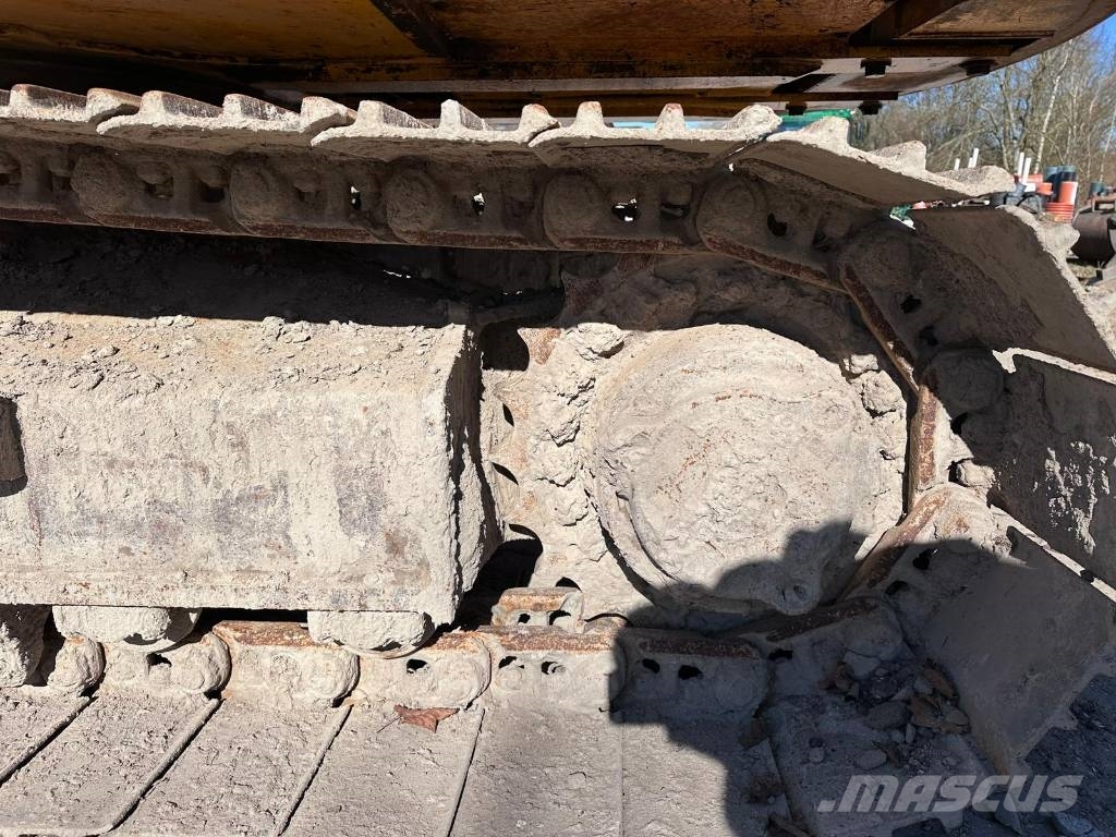 JCB JS 220 LC ISUZU Turbo 175 Hp Rototilt Klima Vikšriniai ekskavatoriai