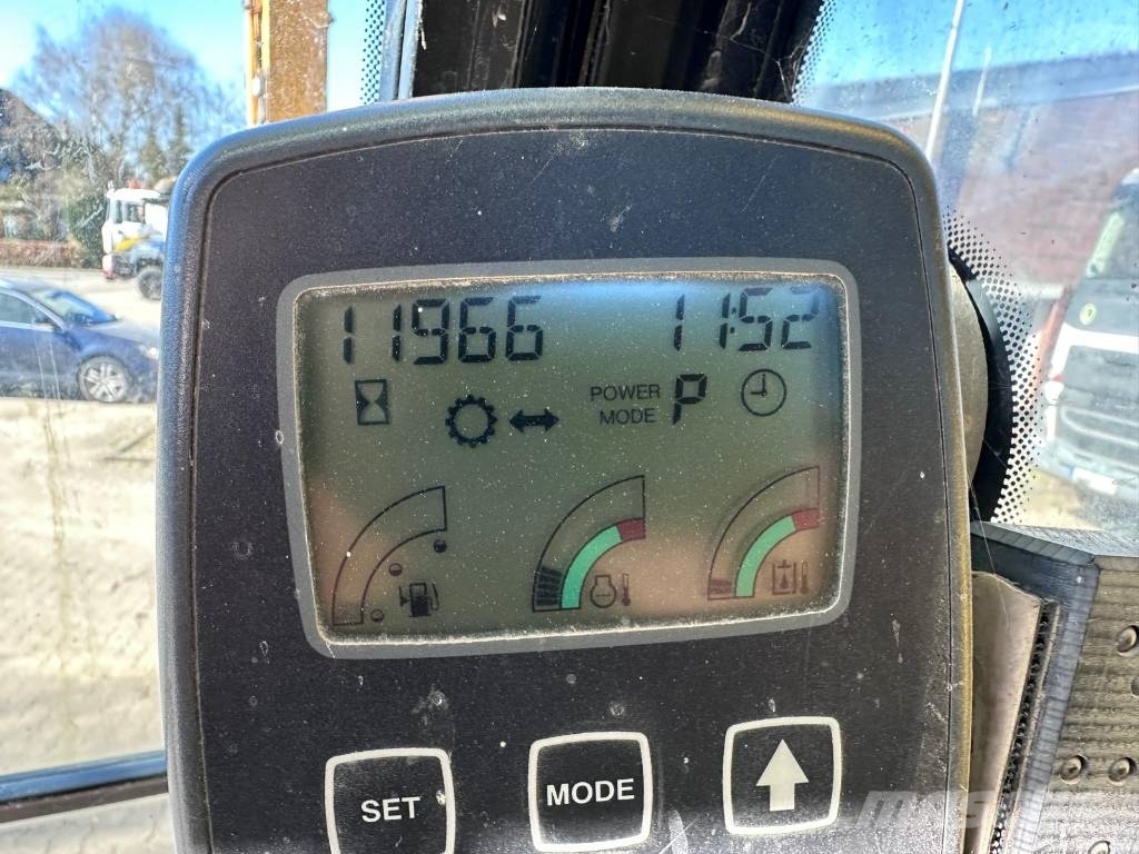 JCB JS 220 LC ISUZU Turbo 175 Hp Rototilt Klima Vikšriniai ekskavatoriai
