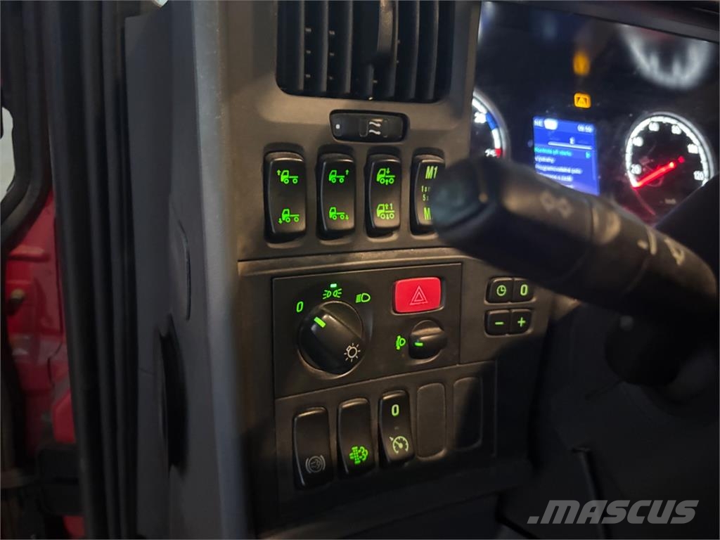 Scania R 410 Plošinové nákladné automobily/nákladné automobily so sklápacími bočnicami