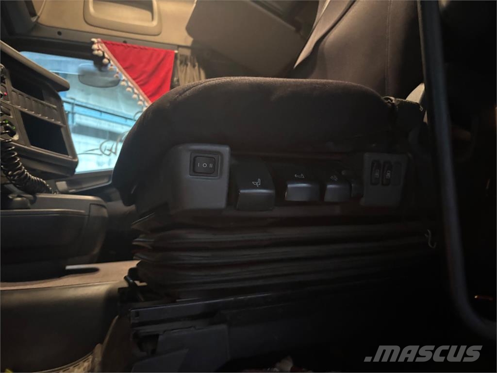 Scania R 410 Plošinové nákladné automobily/nákladné automobily so sklápacími bočnicami