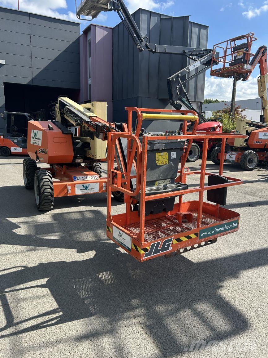 JLG 340AJ (4566) Karos emelők