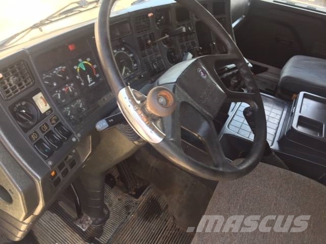 Scania 143-450 Καμπίνες και εσωτερικό