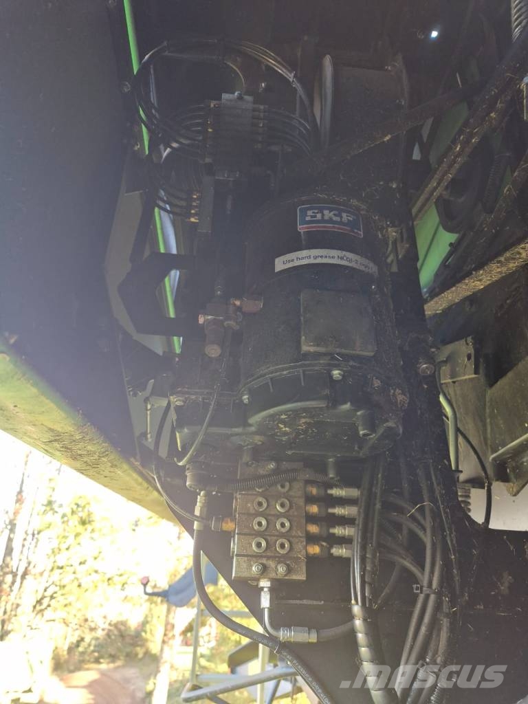 Deutz-Fahr C 9306 TS حصادات
