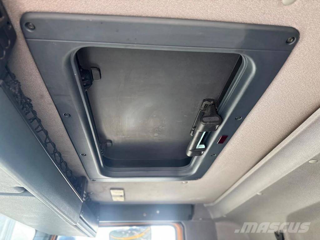 DAF CF 85.480 6x2-4 HD Truck only 8900 Hours Camiones aspiradores/combi