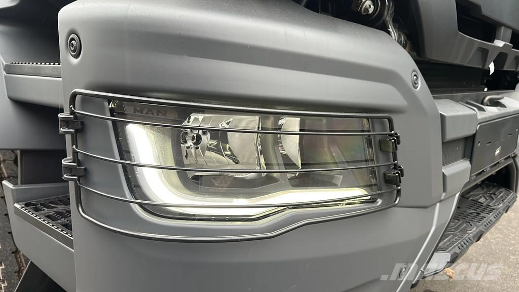 MAN TGS 33.440 MAN TG 33.440 BB 6X4 Euro 2 Export Vetopöytäautot