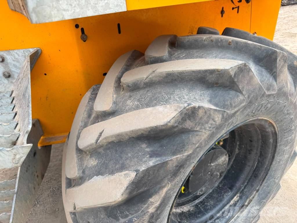 Thwaites 6 Ton Cabbed Dumper Stavebné sklápače