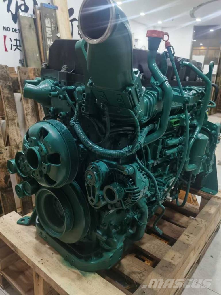 Volvo D13F Engine محركات