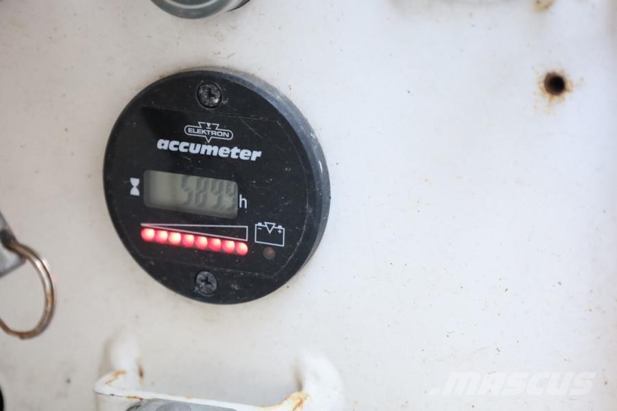 Holland Lift Ecostar HL-11812 Electric, 14m Working Height, 300 Elevadores de tesoura