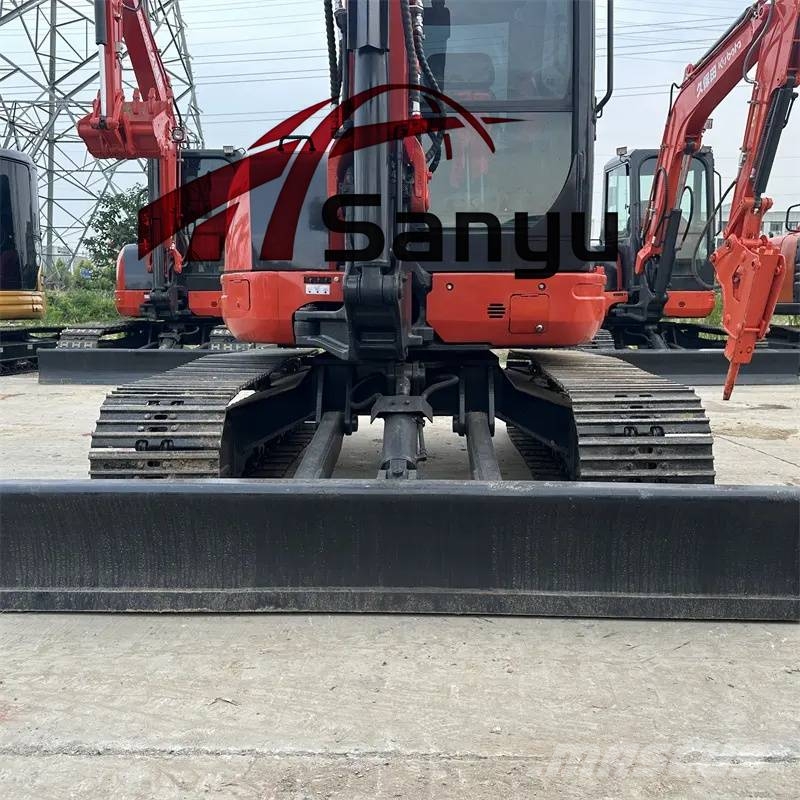 Kubota KX165 Гусеничні екскаватори