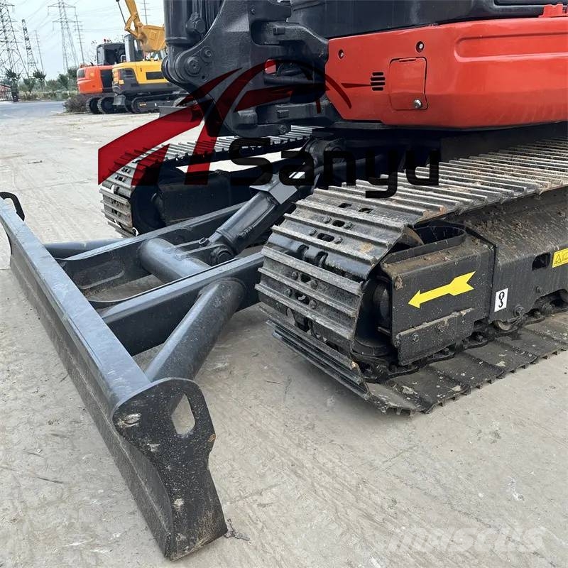 Kubota KX165 Гусеничні екскаватори