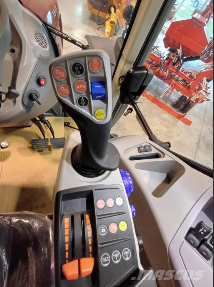 McCormick X 6.415 P6-Drive 트랙터