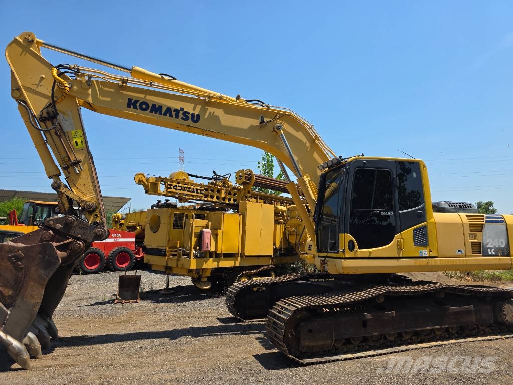Komatsu PC 240 LC-8 حفارات زحافة
