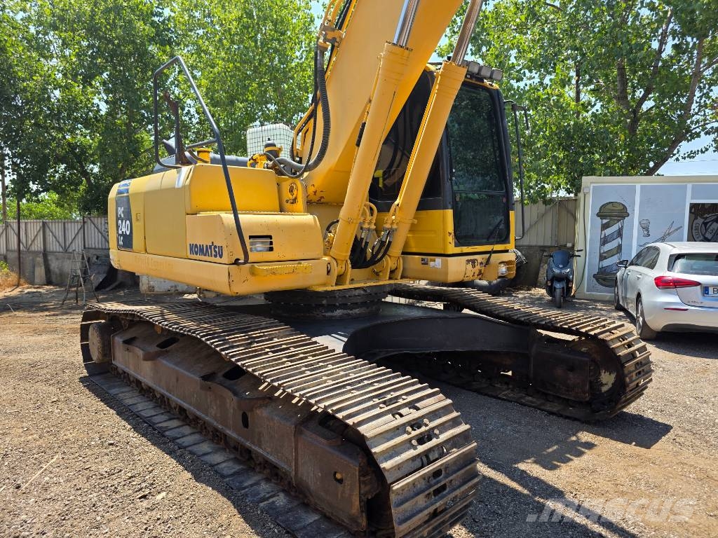 Komatsu PC 240 LC-8 حفارات زحافة