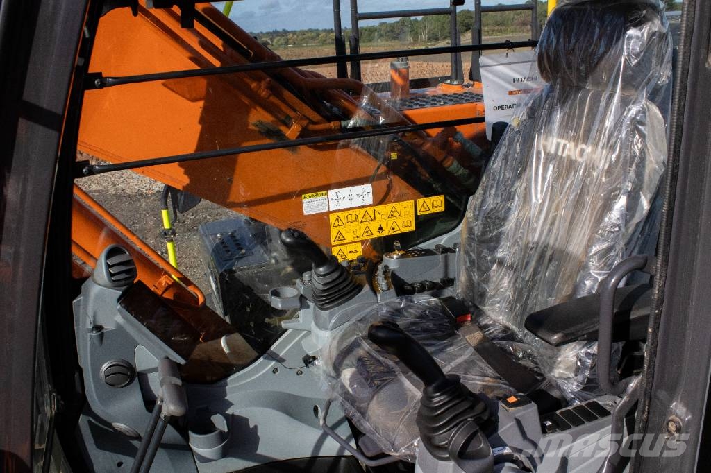 Hitachi ZX250LC-7 حفارات زحافة