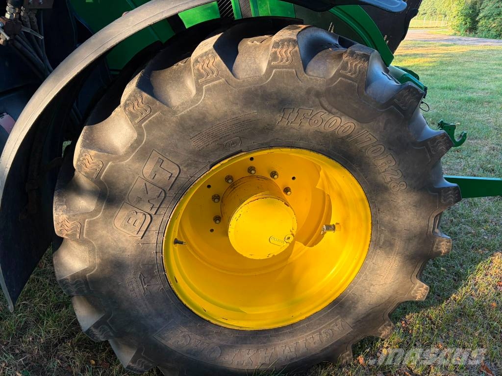 John Deere 6210 R Трактора