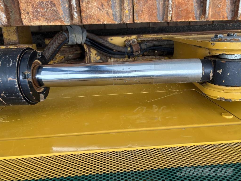 CAT D 6 N LGP (Foldable Blade / Ripper) Rupsdozers