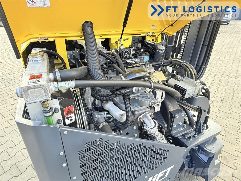 Combilift CB2500 | GAS | TRIPLEX 4900MM | FREE-LIFT | FORK-P شاحنة المناولة رباعية الاتجاهات