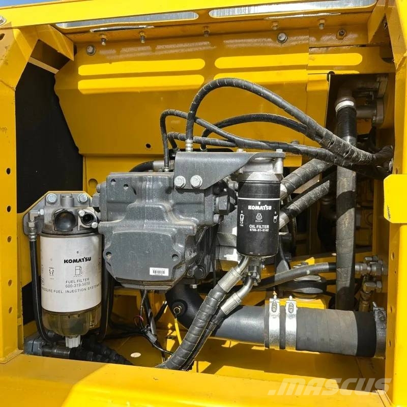 Komatsu PC 210 Εκσκαφείς με ερπύστριες