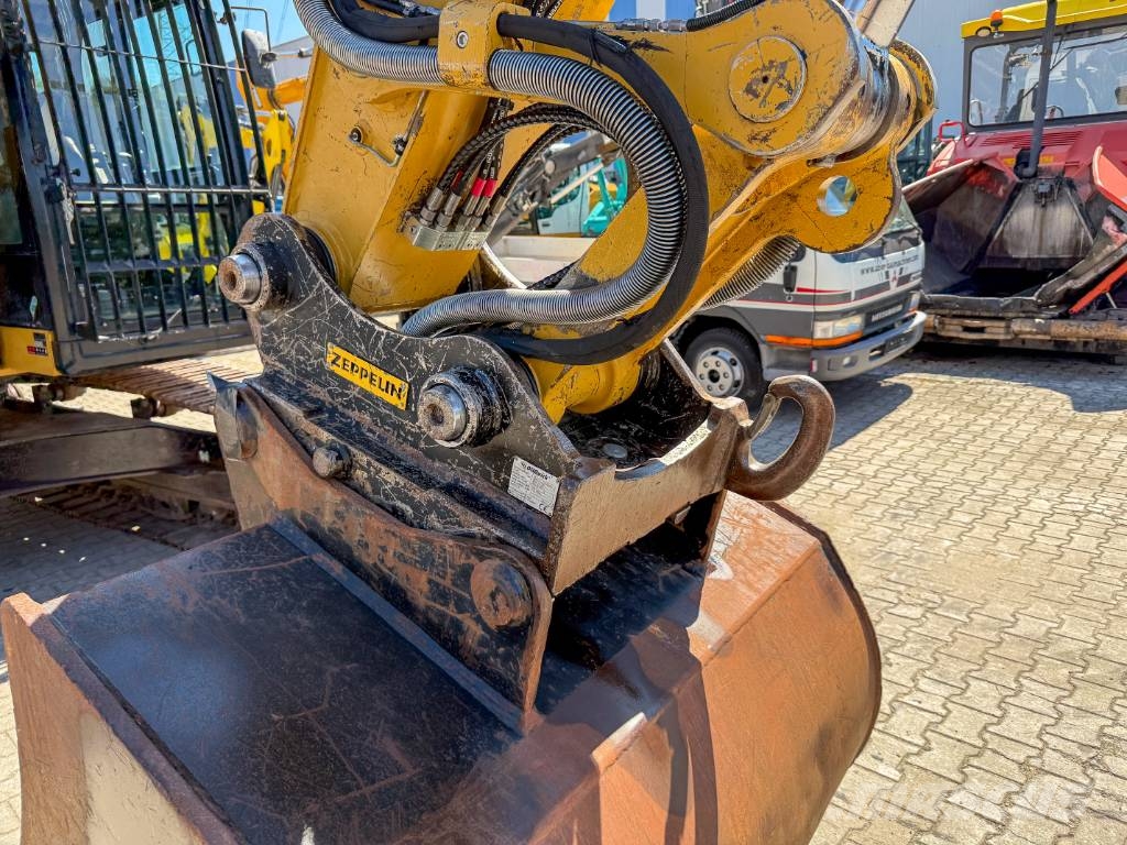 CAT 323FL Kettenbagger OQ70/55 vollhydr. حفارات زحافة