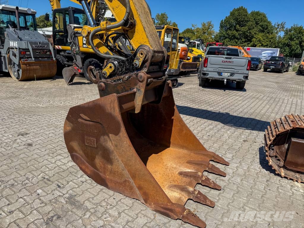 CAT 323FL Kettenbagger OQ70/55 vollhydr. حفارات زحافة