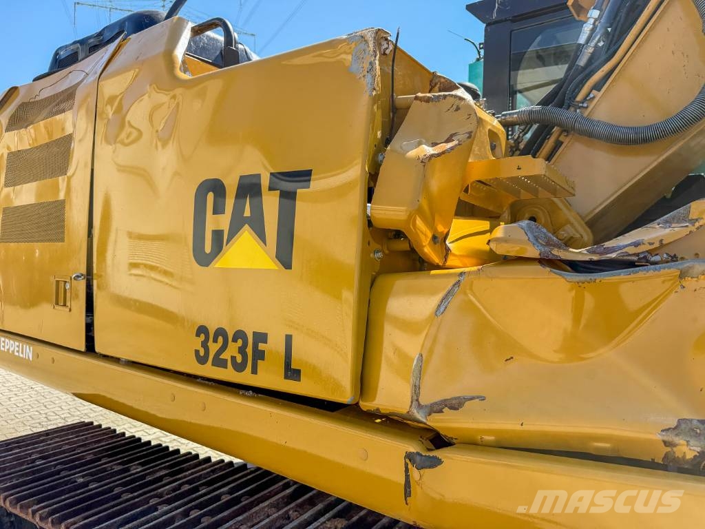 CAT 323FL Kettenbagger OQ70/55 vollhydr. حفارات زحافة