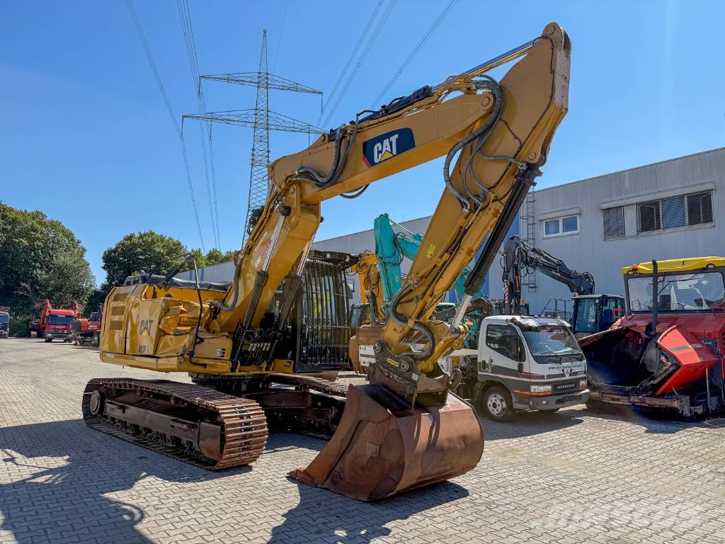 CAT 323FL Kettenbagger OQ70/55 vollhydr. حفارات زحافة
