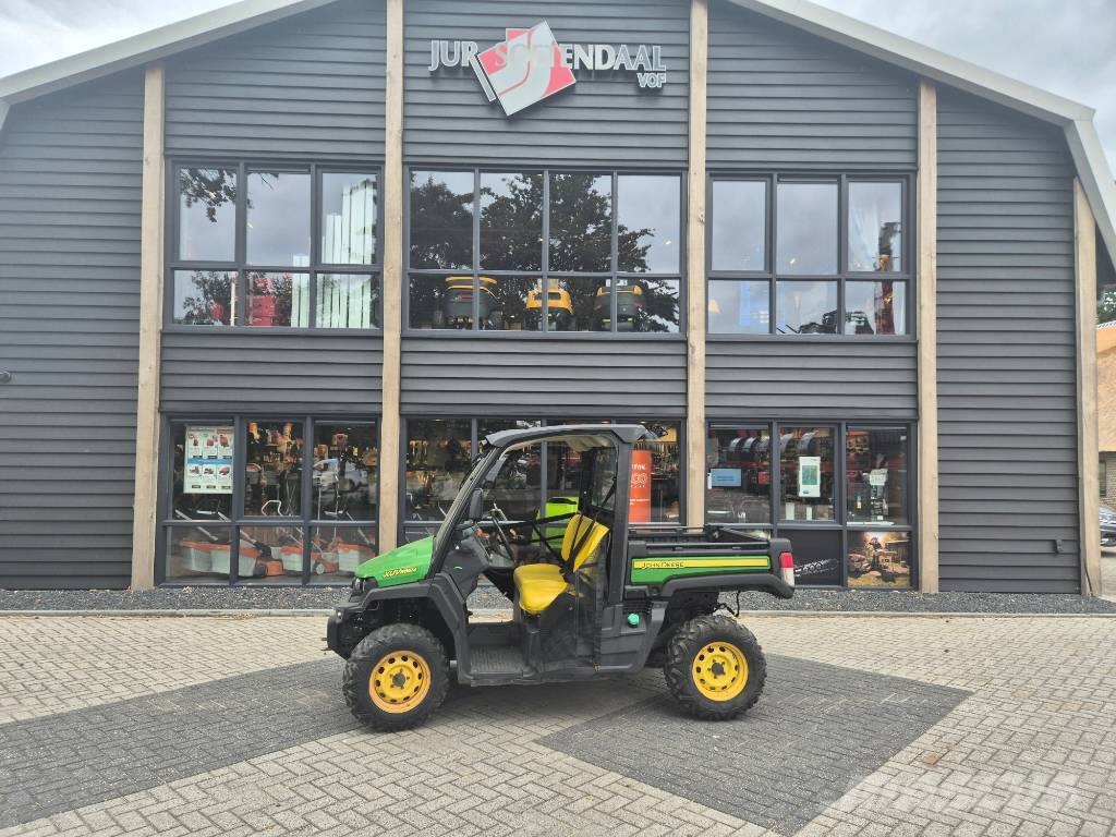 John Deere XUV 865M Terreinwagens