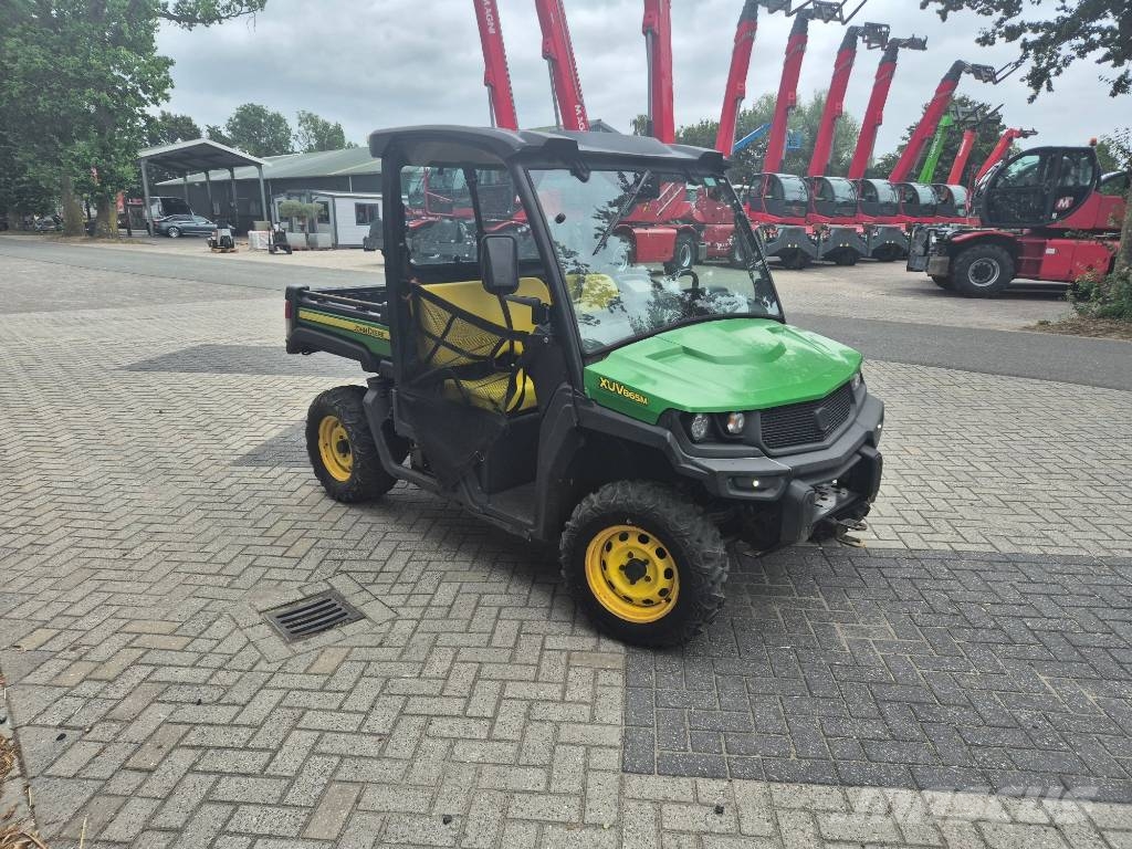 John Deere XUV 865M Terreinwagens