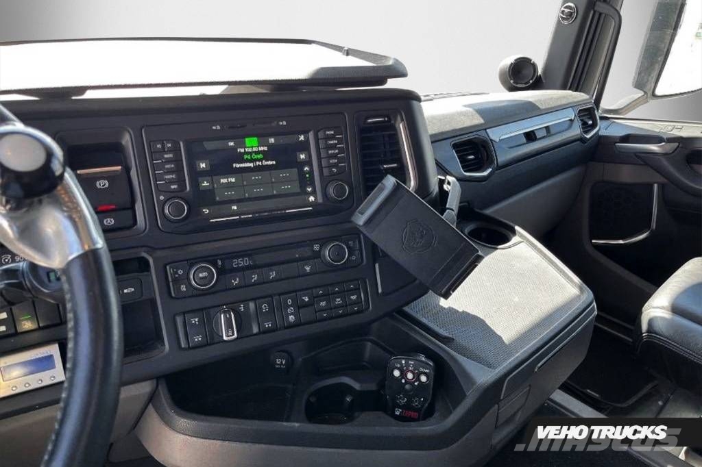 Scania R500B6X2*4NB Fjärrbil ボックスボディー、ウイング、箱車