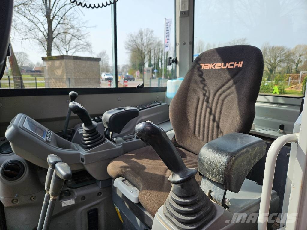 Takeuchi TB 325 R حفارات صغيرة أقل من 7 طن (حفارات صغيرة)