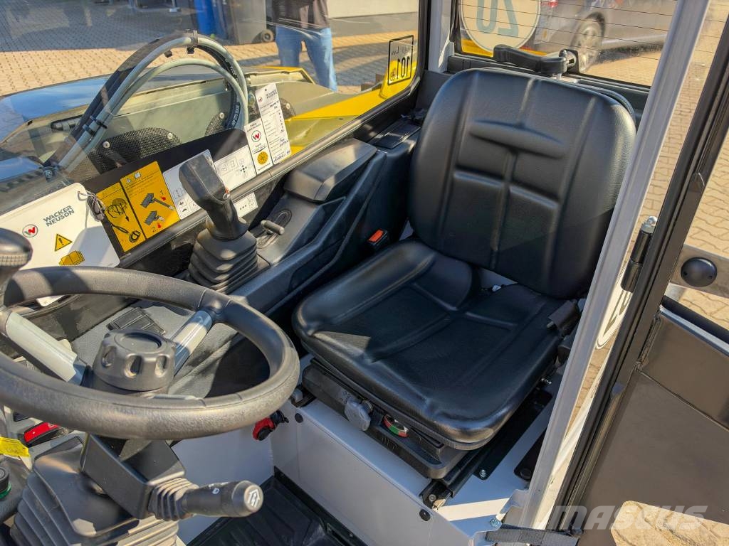 Wacker Neuson TH412 Teleskoplader SW Teleskopski kolesni nakladalci