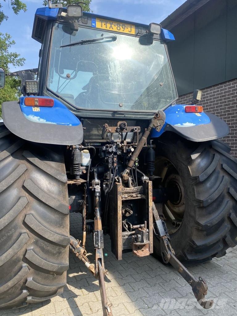 New Holland TM115 Traktorji