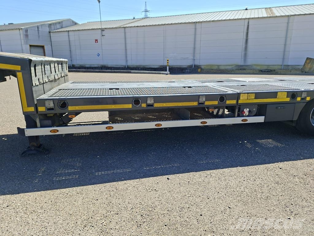 Kässbohrer Lowbed Semirremolques de góndola rebajada