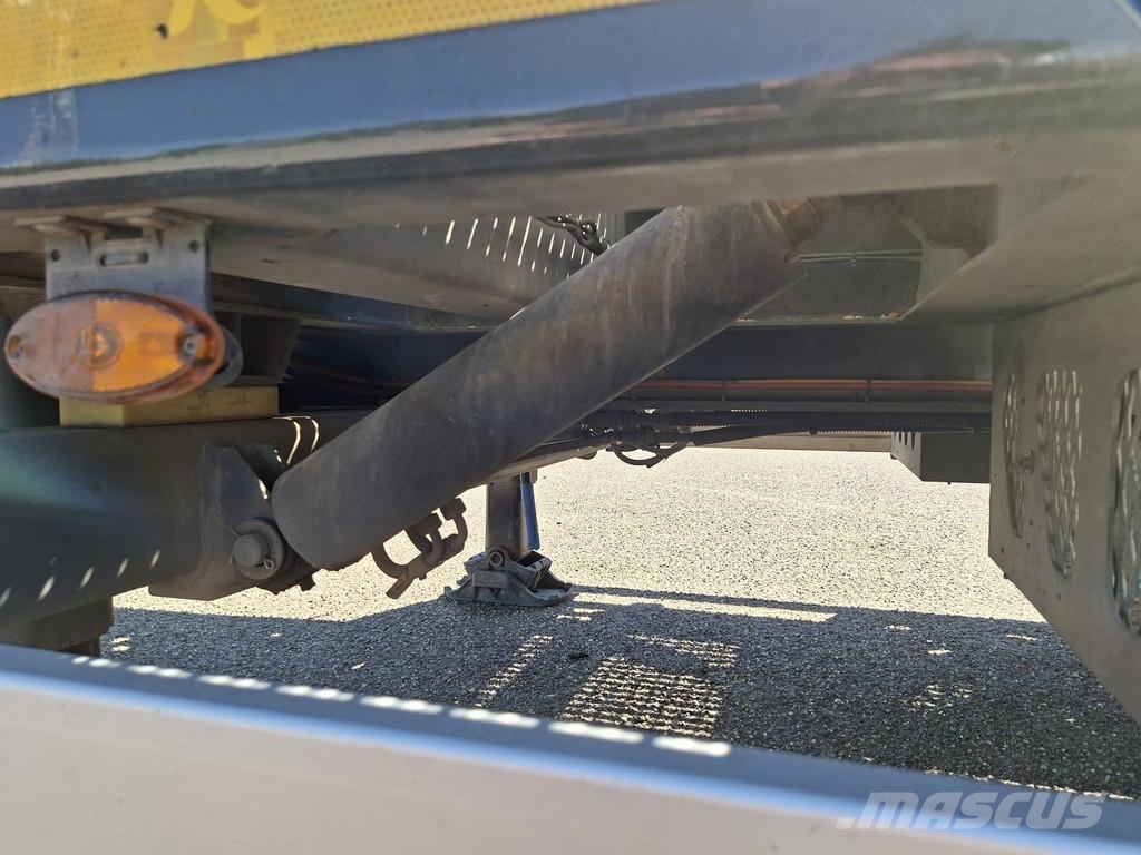 Kässbohrer Lowbed Semirremolques de góndola rebajada