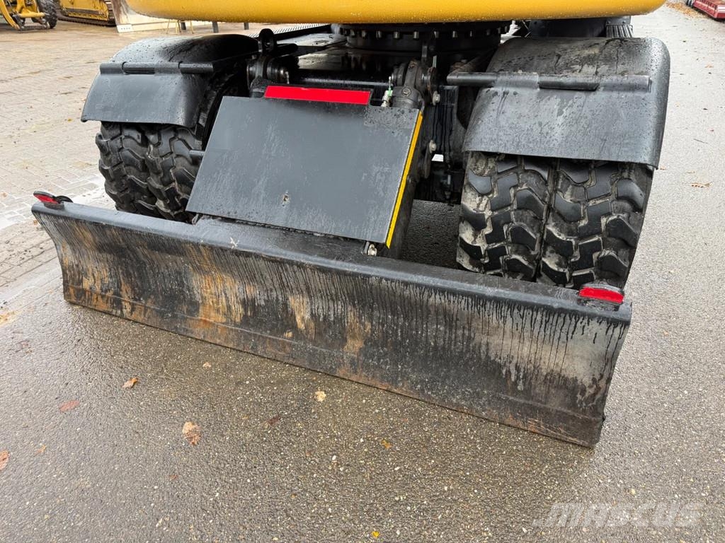 CAT M315F Wielgraafmachines