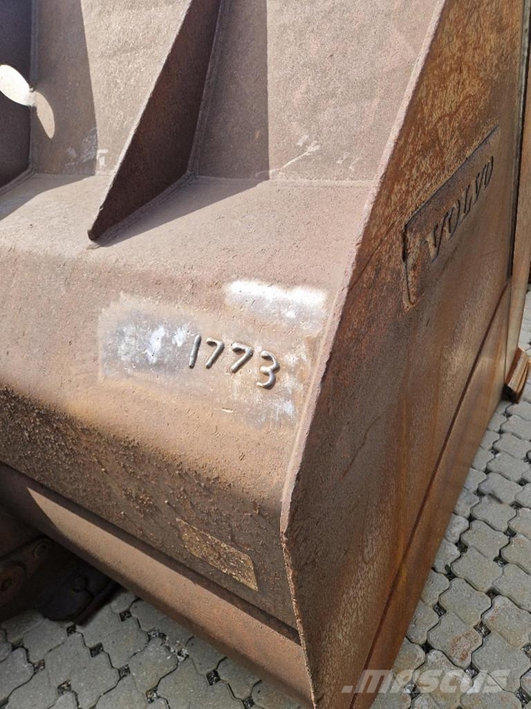 Volvo L260H Hjullastere