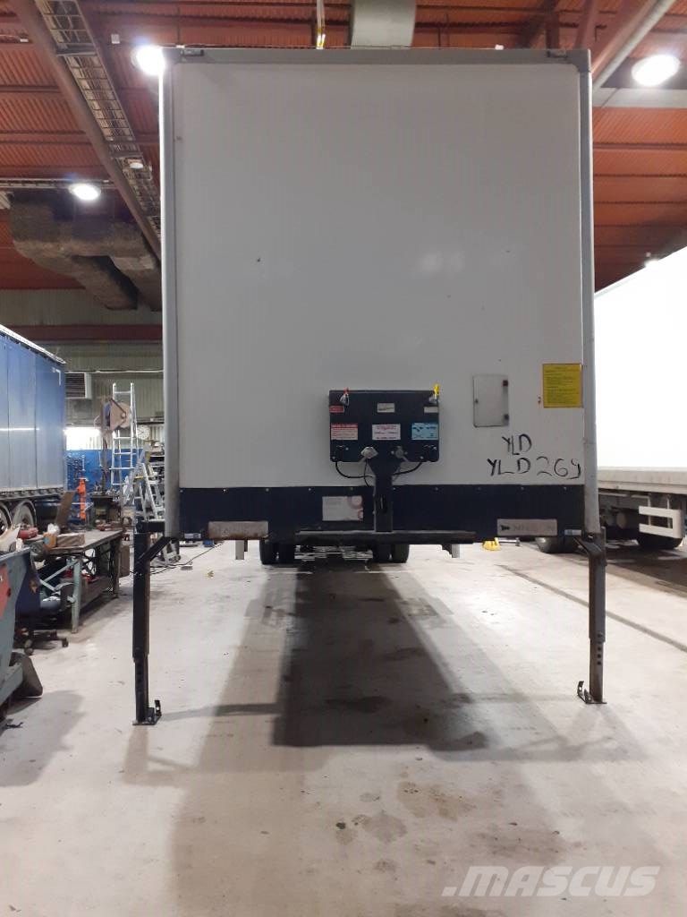 DENNISON/IGLOOCAR LINK SKÅP Skříňové návěsy