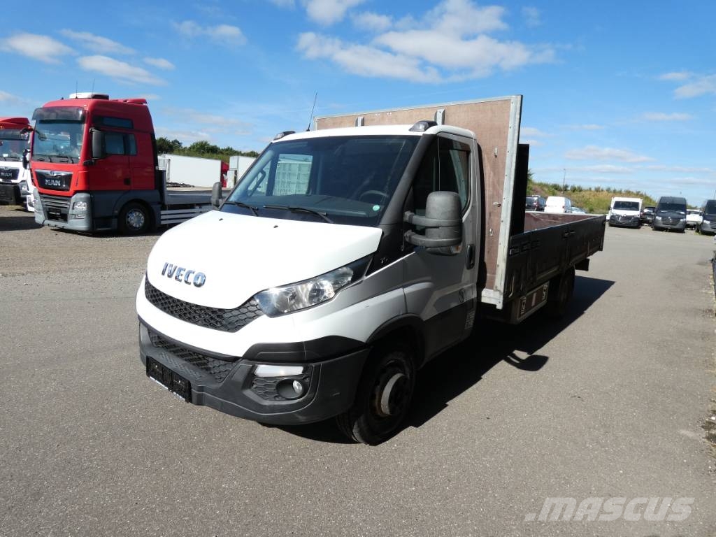 Iveco Daily 70 C18 شاحنات مسطحة/مفصلية الجوانب