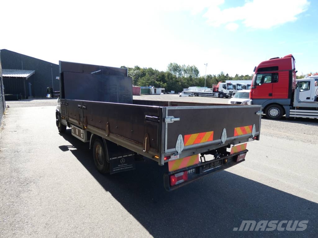 Iveco Daily 70 C18 شاحنات مسطحة/مفصلية الجوانب