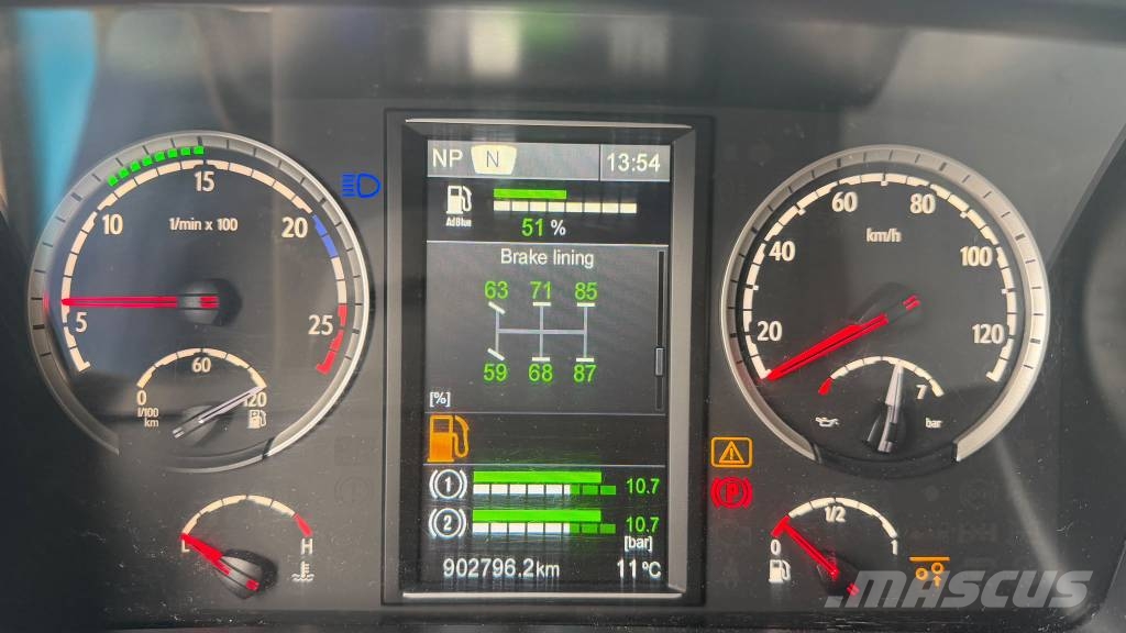 Scania R 490 Prime Movers