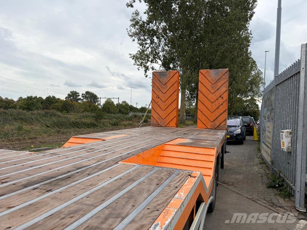 MAN TGX 26.440 Machine Transporter - Loading Ramps - 6 Autotransporter