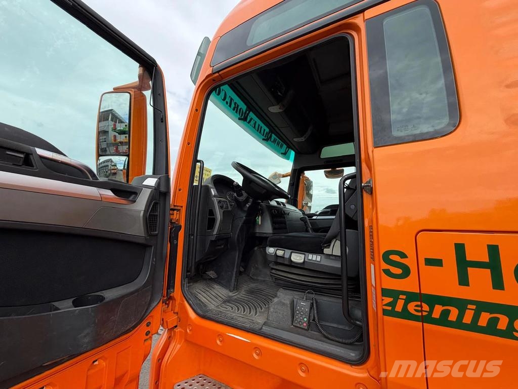 MAN TGX 26.440 Machine Transporter - Loading Ramps - 6 Autotransporter