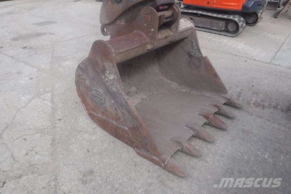 Hitachi ZX 210 LC-6 Bandgrävare
