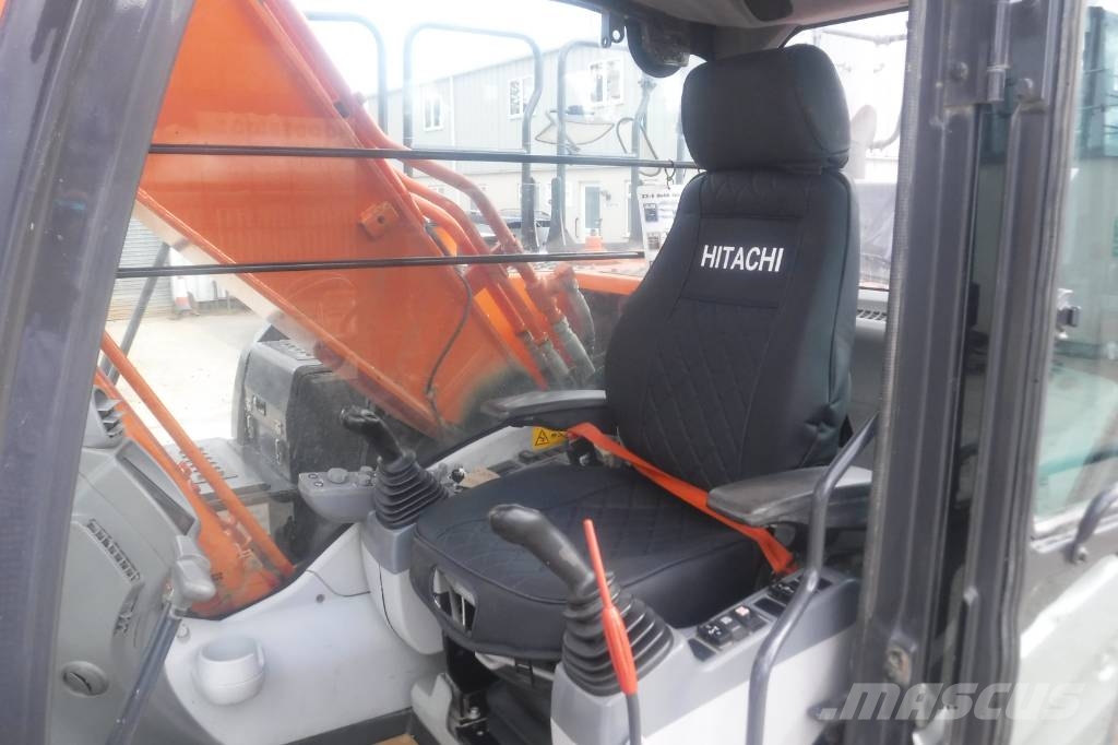 Hitachi ZX 210 LC-6 Bandgrävare