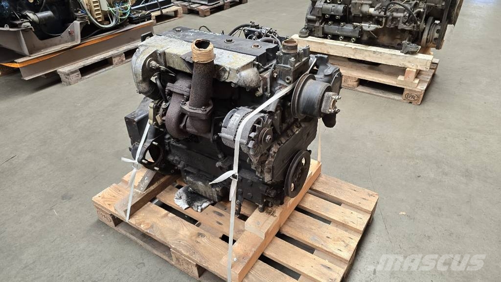 Perkins 1004-4T (AB83656) Motoren