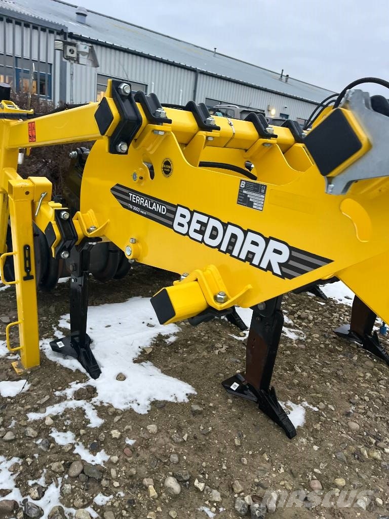 Bednar TerraLand Плуги