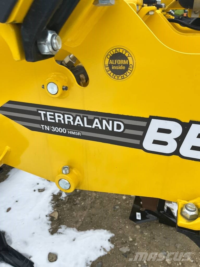 Bednar TerraLand Плуги