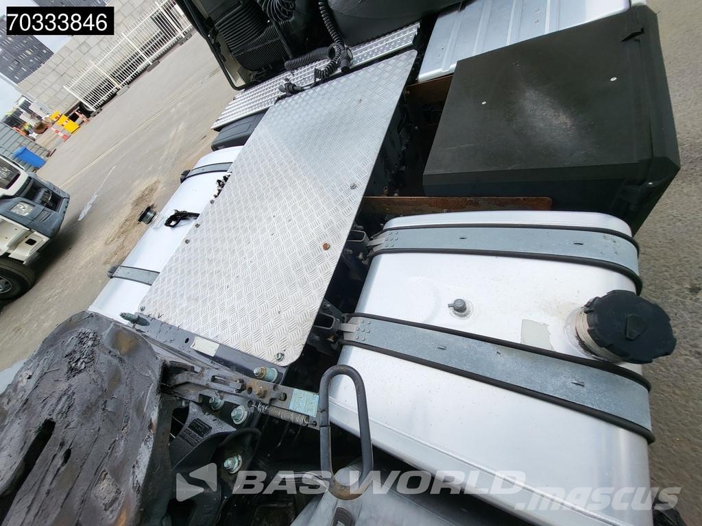 MAN TGX 18.500 4X2 XXL Retarder 2x Tanks ADR Standklim Tahače